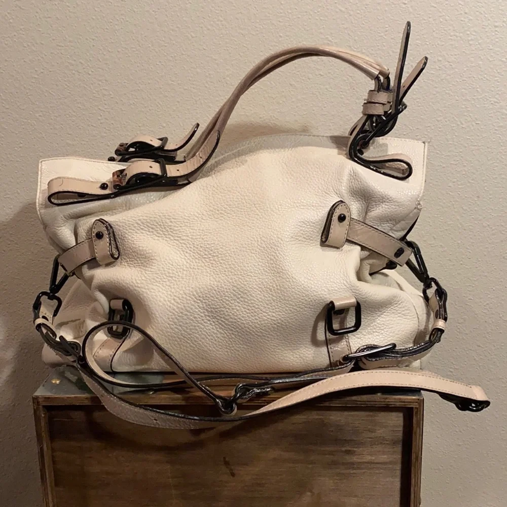 Elliot Lucca Cream Crossbody Bag - Picture 1 of 12